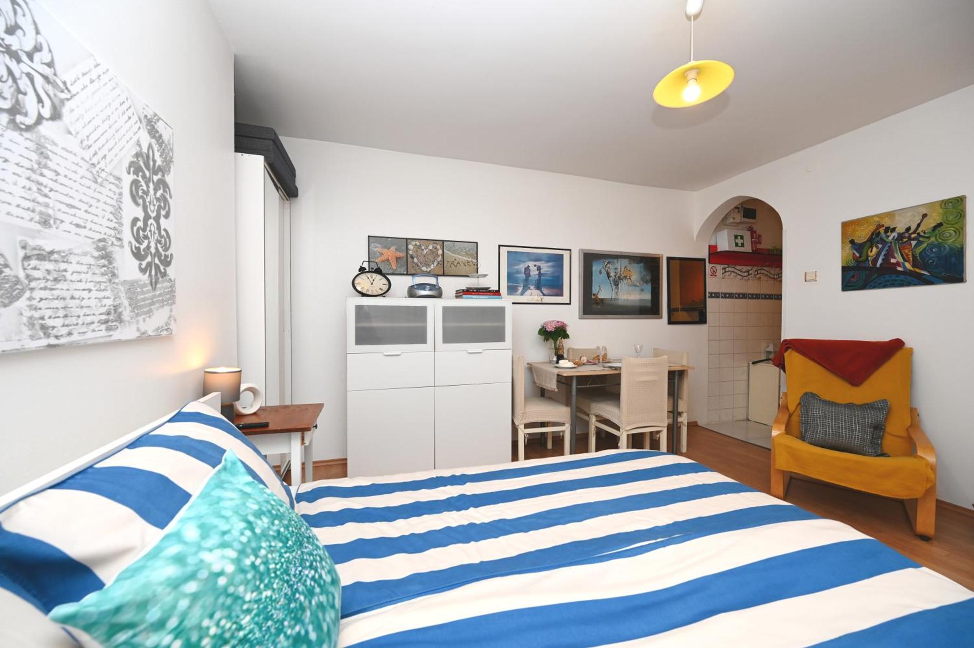Studio Alfa I Omega Apartment ซาเกร็บ ภายนอก รูปภาพ